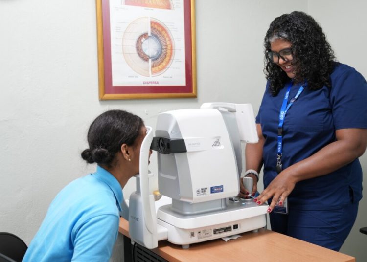 INABIE brinda atención de salud visual a más de 116 mil estudiantes