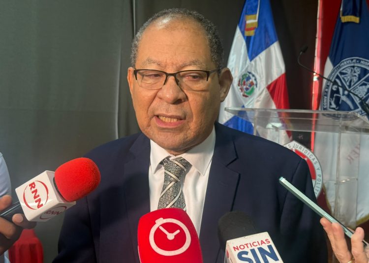 UASD impulsa consulta nacional para identificar factores de riesgo de violencia contra la mujer