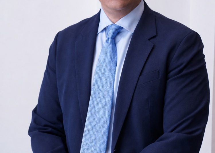 Comercio ilícito: experto advierte que incumplir normas puede distorsionar el mercado