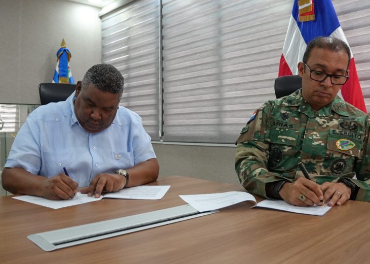 ECO5RD y Ejército de RD suscriben acuerdo para fortalecer la gestión de residuos sólidos