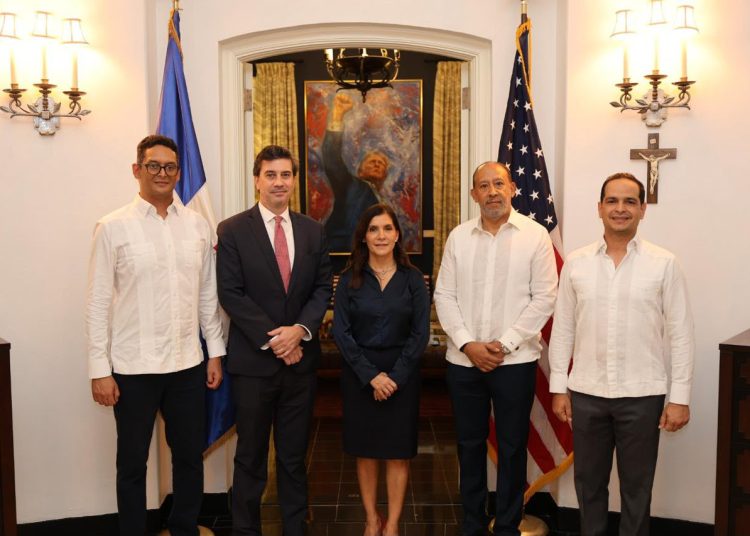 Sistema 911 fortalece vínculos de cooperación tecnológica con Estados Unidos