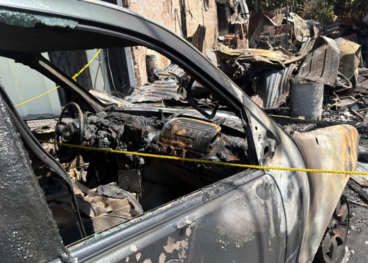 Incendio deja familia a la intemperie en la Zona Colonial; afectados piden ayuda a las autoridades