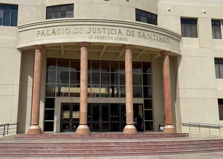 Condenan a 20 años a hombre por matar a otro a puñaladas en Monte Adentro, Santiago