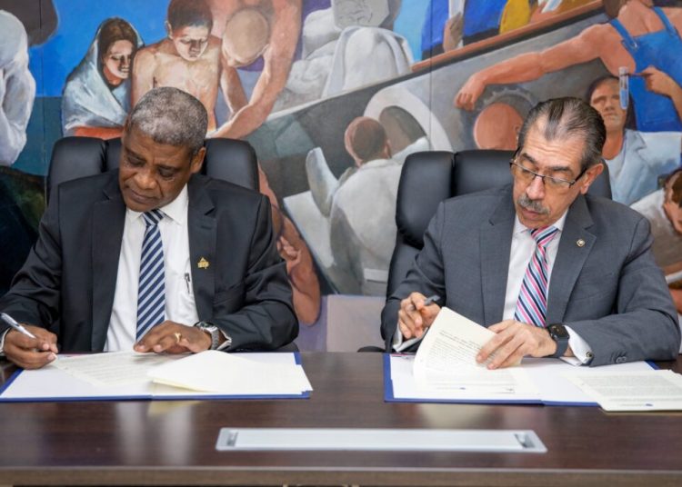 La UASD y el INAP firman convenio para fortalecer la gestión pública y la transparencia en República Dominicana