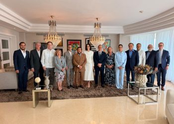 Yossi Abadi ofrece almuerzo en honor al vicepresidente de El Salvador, Félix Ulloa