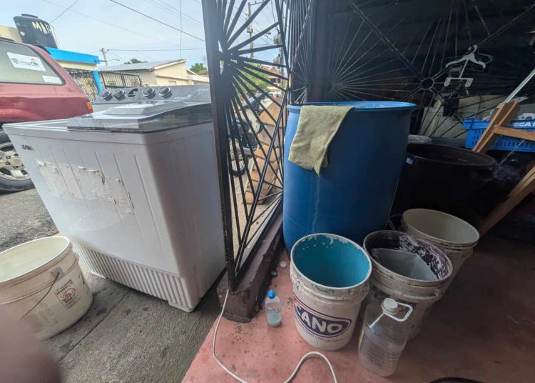 Residentes de distintos sectores de Dajabón denuncian falta de agua potable y piden respuesta a INAPA