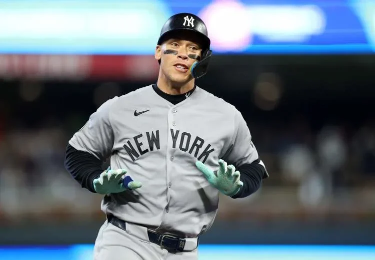 Aaron Judge vuelve a la lista de lesionados de los Yankees por distensión en la pantorrilla derecha