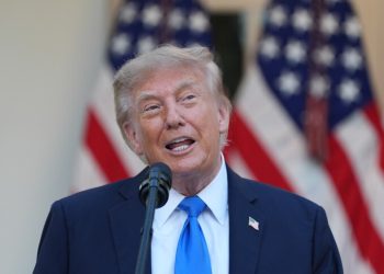 Trump celebra regreso de Harry y Meghan al Reino Unido: “Nunca fui su fan”