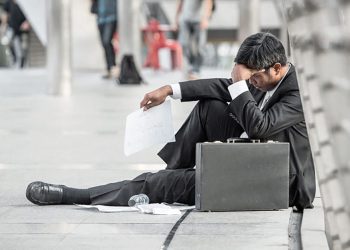 El desempleo de la OCDE baja al 4,9 % en julio, mínimo en un año