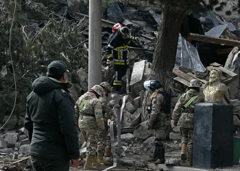 Dos explosiones en una base militar de Bolivia dejan al menos 3 personas muertas, 81 heridas y 14 sin localizar