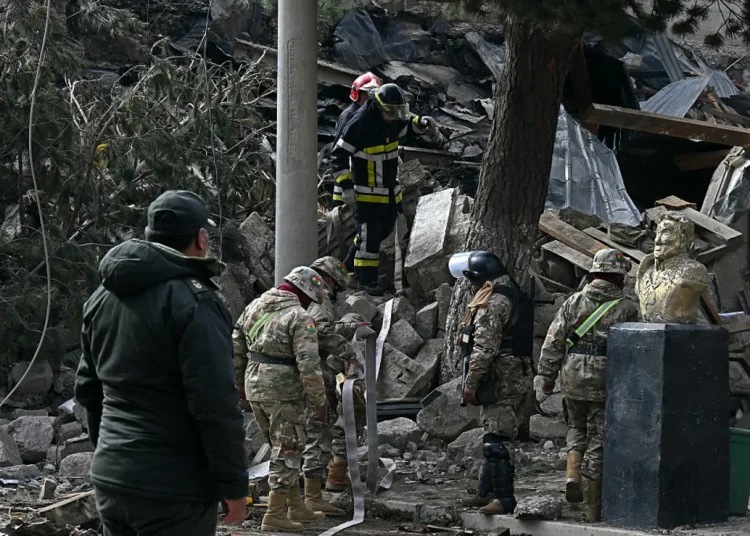Dos explosiones en una base militar de Bolivia dejan al menos 3 personas muertas, 81 heridas y 14 sin localizar