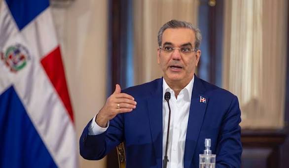Abinader retoma este miércoles sus encuentros con periodistas en el Palacio Nacional