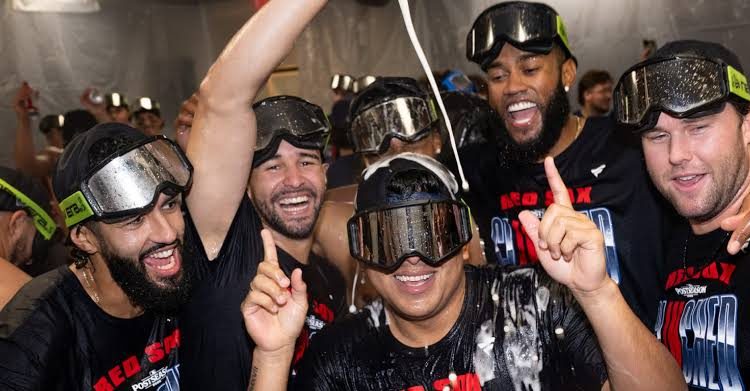 Medias Rojas aseguran su boleto a los playoffs tras remontada histórica