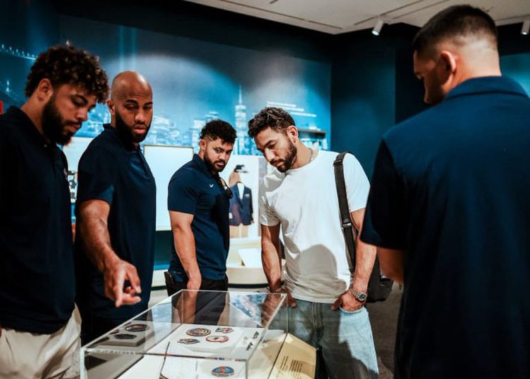 Yankees visitan el Memorial y Museo del 9/11 antes de la conmemoración del 25.º aniversario