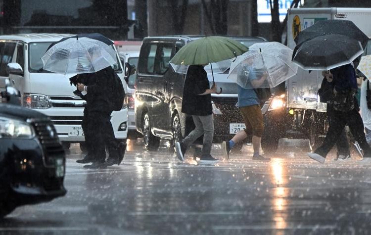 Tokio rompe récord tras acumular 34 días consecutivos de lluvias