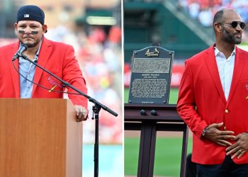 Albert Pujols y Yadier Molina son exaltados al Salón de la Fama de los Cardenales