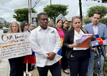 Venezolanos en EE.UU. avisan que movilizarán el voto ante «sufrimiento» por deportaciones