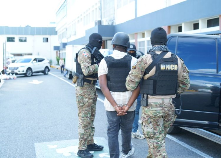 DNCD captura a “Big Leaguer”, prófugo por decomiso de más de 300 kilos de cocaína en Caucedo