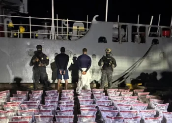 DNCD intercepta narcolancha Baní con 389 paquetes de presunta cocaína