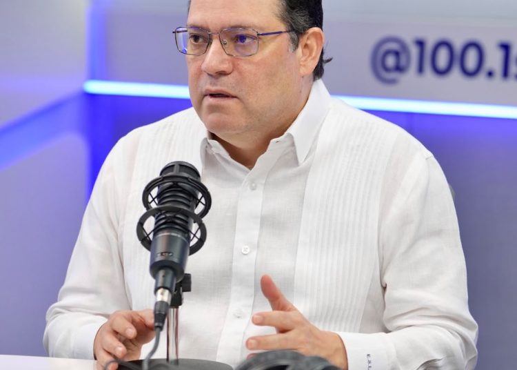 Eduardo Sanz Lovatón llama a preparar trabajadores para empleos de mayor valor y tecnología