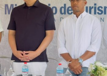 David Collado destaca inversión de RD$80 millones en calles de Arroyo Barril