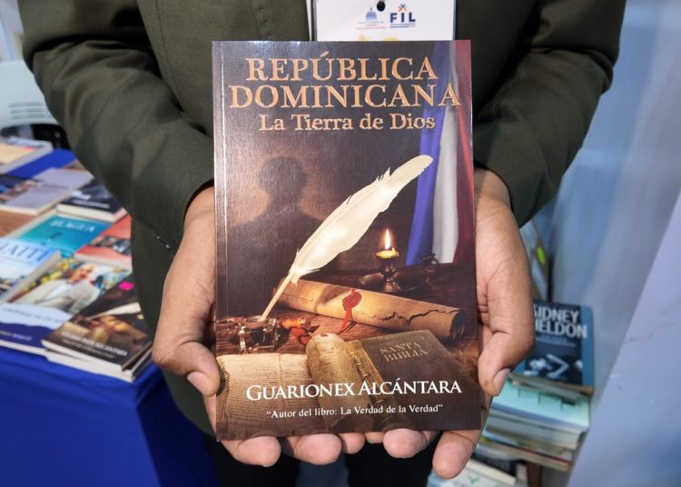 Libreros destacan altas ventas y asistencia durante la vigésimo octava Feria Internacional del Libro