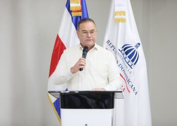 Ministro de Agricultura dice eliminación de aranceles al arroz no significa abandono al sector