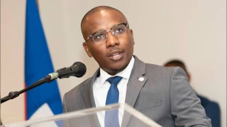 Claude Joseph acusa a sectores dominicanos de racismo y critica al presidente Abinader